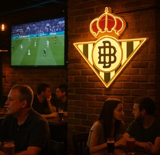 1 escudo Betis club de fútbol con Pantalla metacrilato y vinilo con neón LED de Bar Deportivo, de la liga de futbol, Ambiente de Pub