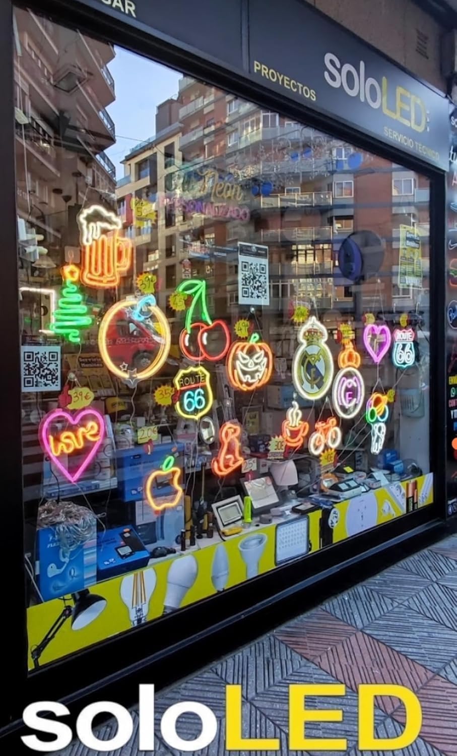 REGALO liga de fútbol Barcelona azulgrana con Pantalla metacrilato y vinilo con neón LED de Bar Deportivo, de la liga de futbol, Ambiente de Pub MEDIDAS 35X30CM
