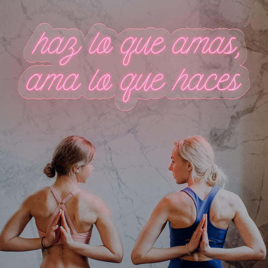 Letrero LED Neón Rosa, Frase Motivacional 'Haz lo que amas, ama lo que haces', 95x35cm, Decoración de Pared