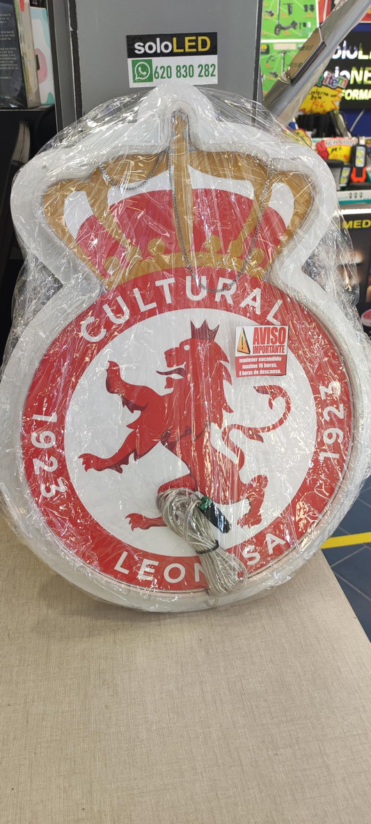 Cultural Escudo Regalo Emblema Deportivo con Corona y León Rampante, Diseño Circular Rojo y Blanco Medidas 40x30 cm Liga de Futbol, metacrilato, Neon,Vinilo Liga de Futbol