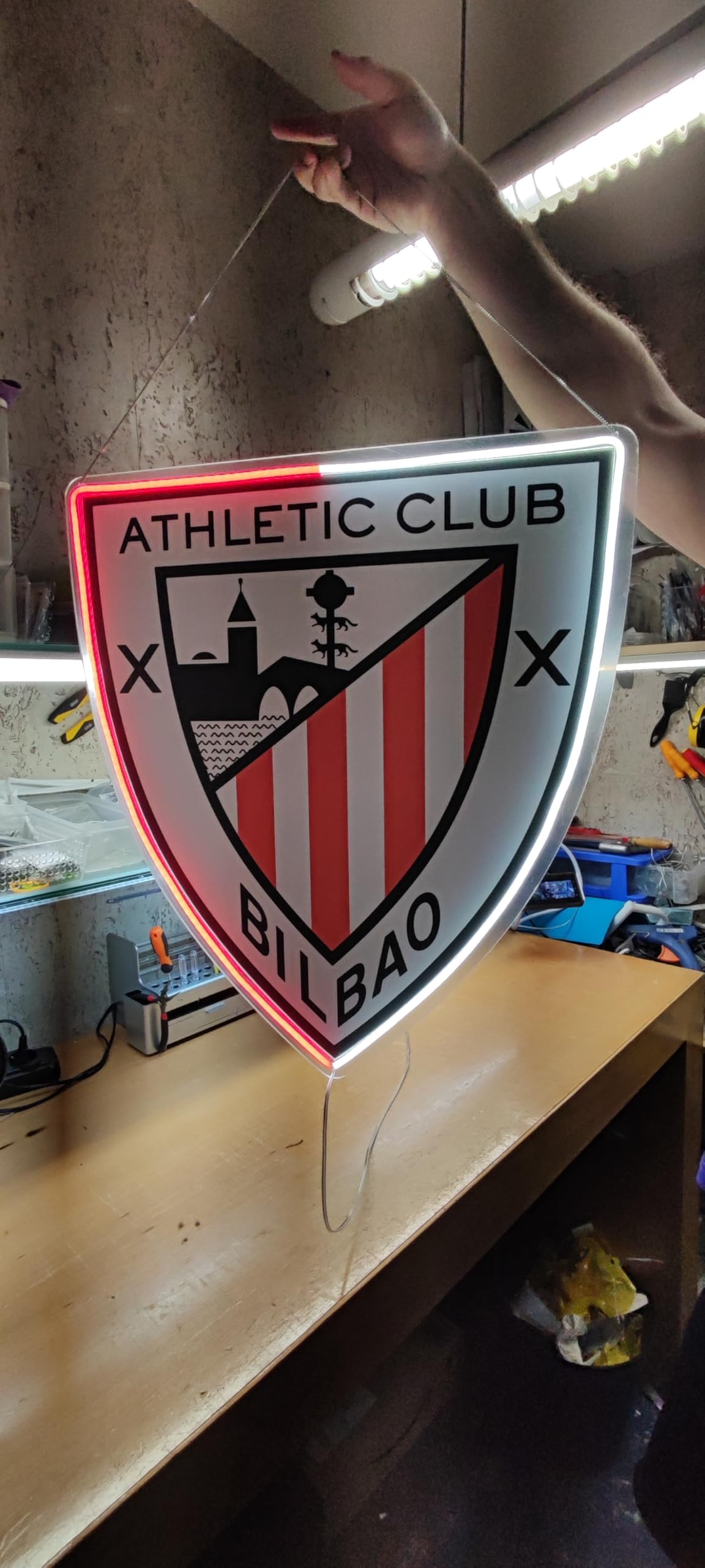 SOLOLED Escudo futbol regalos Bilbao neon LED Iluminado, Decoración Deportiva, Lámpara de Pared