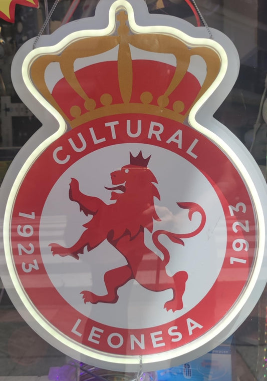 Cultural Escudo Regalo Emblema Deportivo con Corona y León Rampante, Diseño Circular Rojo y Blanco Medidas 40x30 cm Liga de Futbol, metacrilato, Neon,Vinilo Liga de Futbol