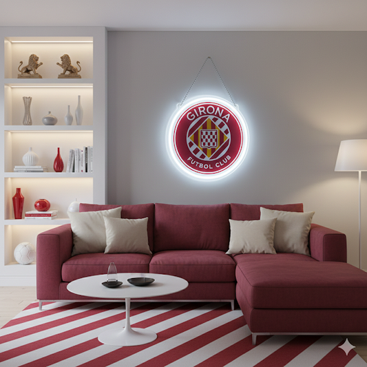 Escudo de futbol liga 1º division del Club GIRONA , Diseño con medidas metacrilato 40x35cm aproximadamente dependiendo el diseño del escudo con neon led,metacrilato y vinilo color.Alimentacion 12v,cable 2m y cadena para colgar en pared incluido.