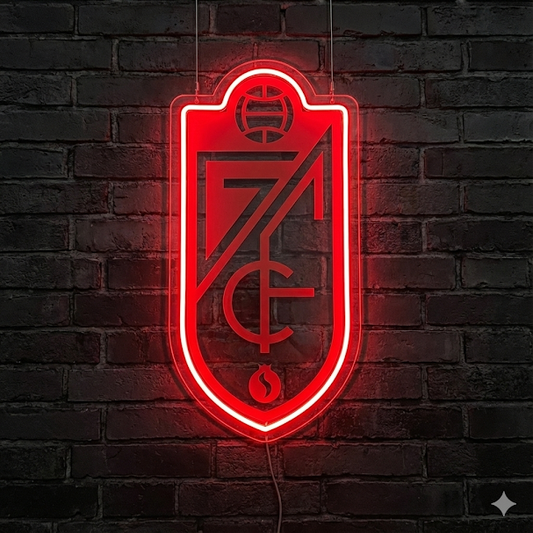 Escudo de futbol liga 2º division del Club GRANADA, Diseño con medidas metacrilato 40x35cm aproximadamente dependiendo el diseño del escudo con neon led,metacrilato y vinilo color.Alimentacion 12v,cable 2m y cadena para colgar en pared incluido.