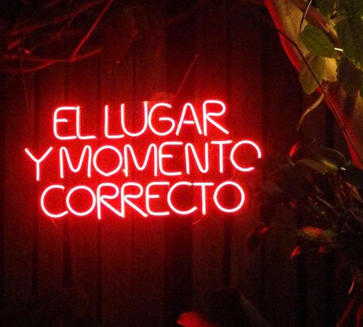 SOLOLED Letrero led neón flex 12V texto personalizado para colgar en pared Diseño, maqueta gratuita, presupuesto gratuito! Envíanos tu texto o foto.