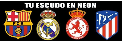 SOLOLED Colección de Escudos de Fútbol 16 escudos de la liga de futbol española vinilo,metacrilato y neon led De toda la liga de 1º división española de futbol solo inluido 1 escudo.