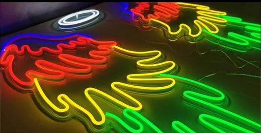 Alas de Ángel LED Neón, Letrero Luminoso Decorativo, Multicolor, Montaje en Pared, Cada ala mide aproximadamente 70cm de alto por 35 cm de ancho, unidos por conector y alimentación de 12V