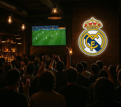 Lámpara LED Decorativa regalo R. Madrid, Logotipo Iluminado del Club, Escudo,LIGA DE FUTBOL METACRILATO Y VINILO,NEON MEDIDAS 40X30CM