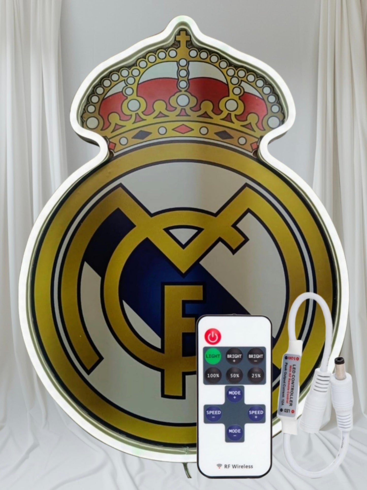 Carrel escudo Real Madrid liga Fútbol Emblema Deportivo, Azul y Dorado neón led vinilo y metacrilato medidas 40x30cm con alimentación 12v