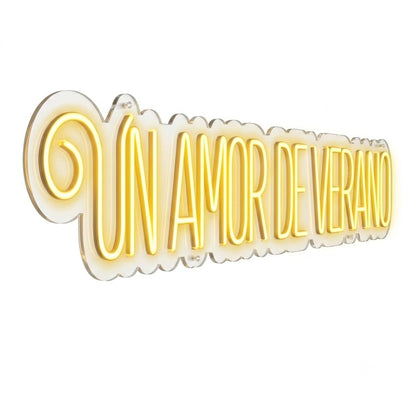 Letrero Neon led metacrilato'Un Amor de Verano', Color Amarillo para Bodas medida 70 cm x 12 cm alimentación 12 v