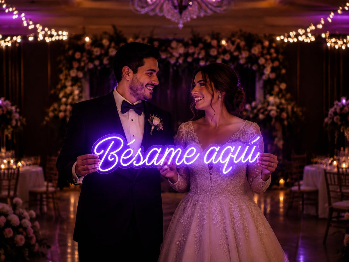 Letrero de Neón LED 'Bésame aquí', Luz Decorativa Púrpura, Iluminación de Pared